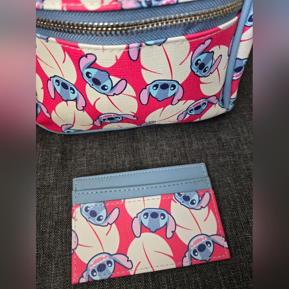 New! Disney Lilo & Stitch Mini Backpack Bag & Card Holder - Picture 6 of 6